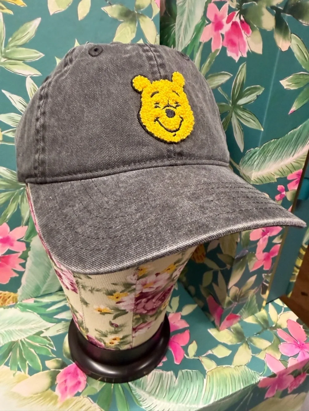 Disney Winnie the Pooh Baseball Cap Adult Size NWT